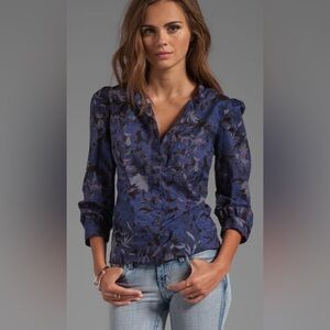 See By Chloe Long Sleeve Button Down Top in Multi Over White Size 4